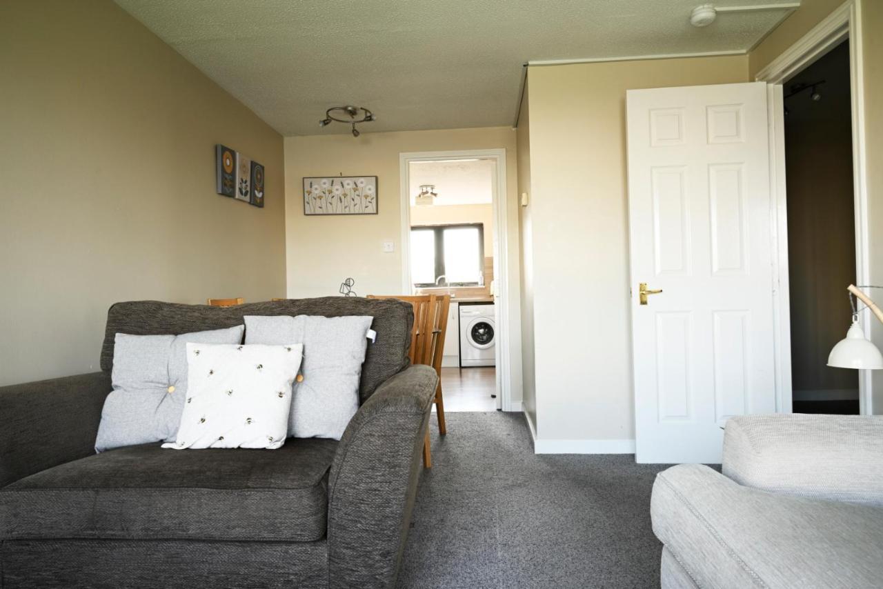 Sec/ Hydro Two Bed Flat With Free Parking And Great View Apartment Glasgow Exterior photo