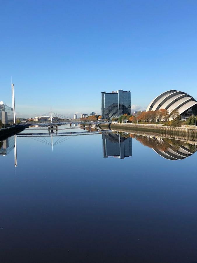 Sec/ Hydro Two Bed Flat With Free Parking And Great View Apartment Glasgow Exterior photo